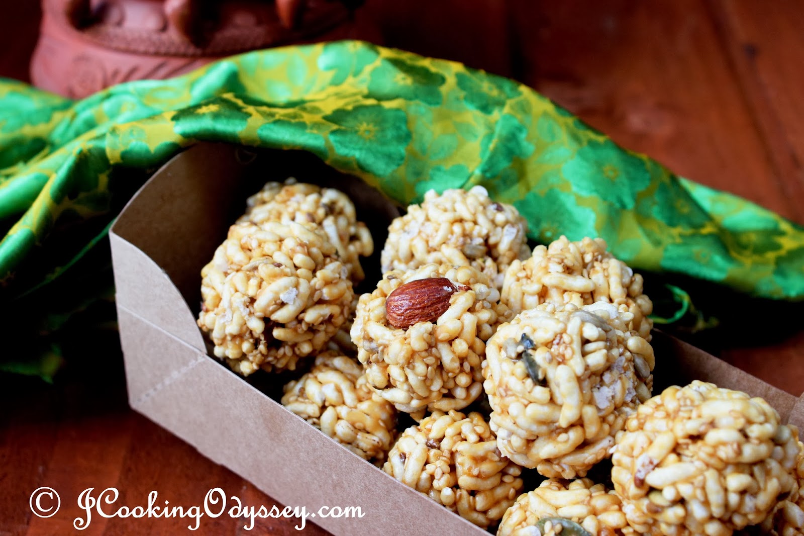 Mamra Ladoo/Laddu - Puffed Rice Balls coated in Jaggery | J Cooking Odyssey