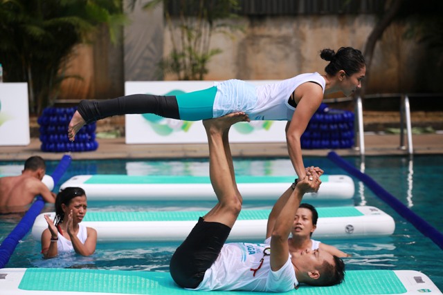 pristine8+ floating yoga cara baru untuk hidup sehat netral dan seimbang nurul sufitri blogger