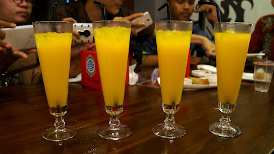Juice jeruk ala RedZone Cafe Juice jeruk ala RedZone Cafe