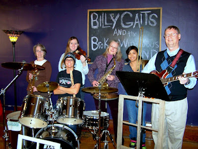 Split Hoof Tonight's Billy Gaits & the Broken Windows Band admit they're actually a lip-sync band!