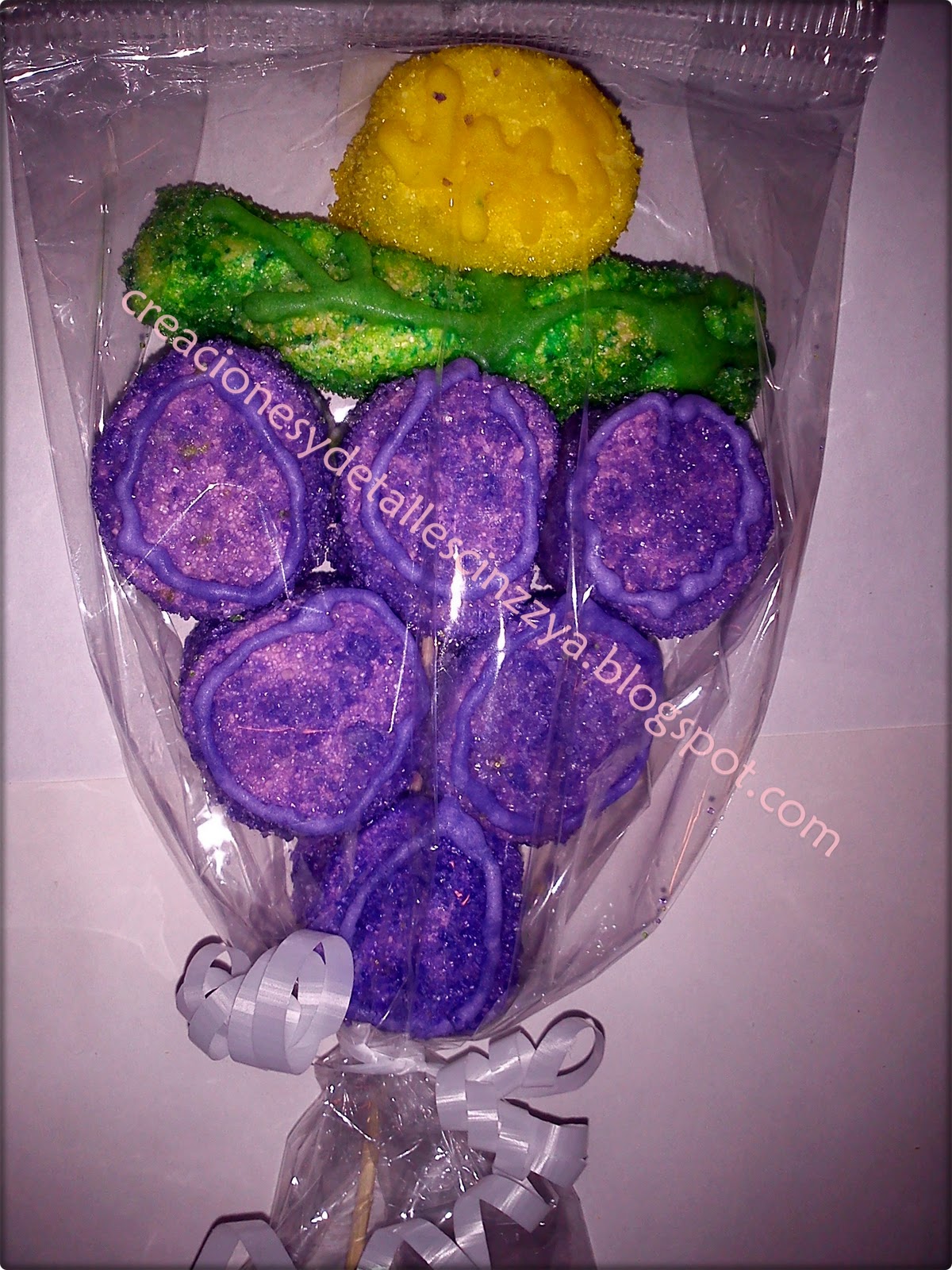 DETALLES Y CREACIONES "CINDY" PALETAS DE BOMBON PARA PRIMERA COMUNION