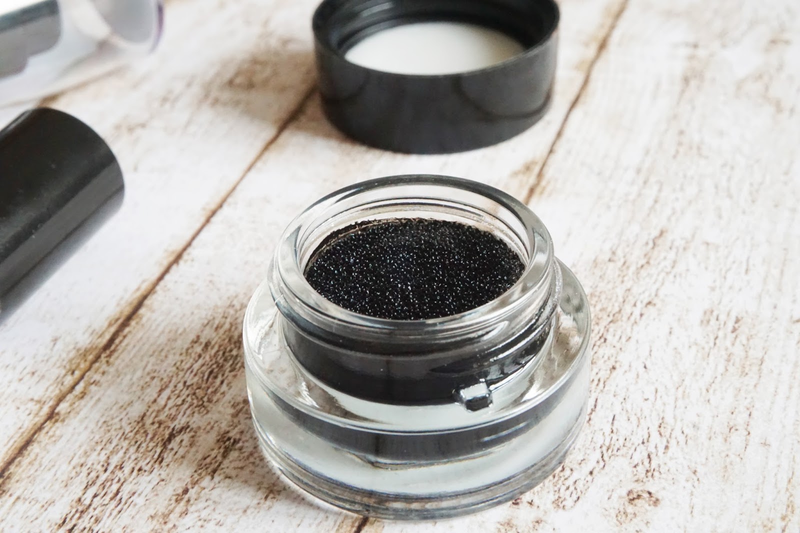 Catrice Matt Cushion Eyeliner – Genderless Lidschattenstift In Cross-Border Grey, Matte Textur, Langanhaltend