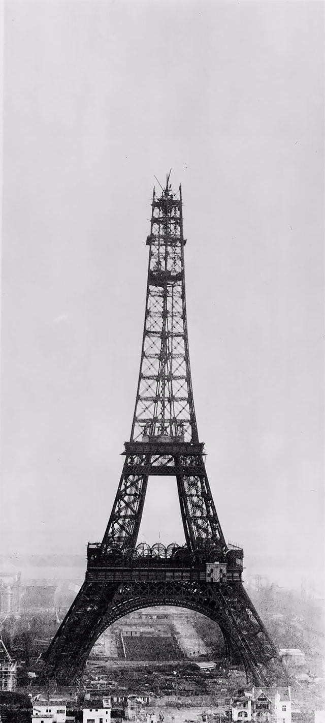 Eiffel Tower Under Construction Amazing Historical Photos Show the