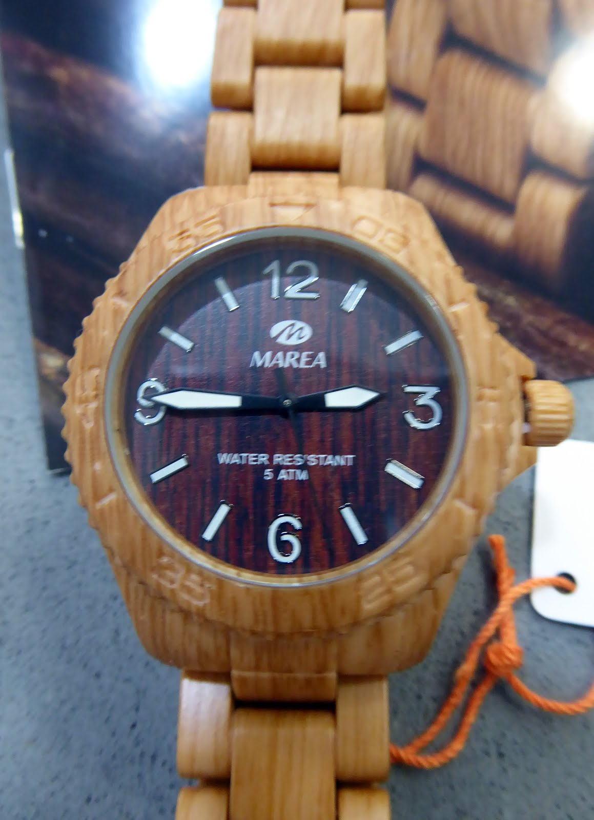 Reloj Marea imitación madera