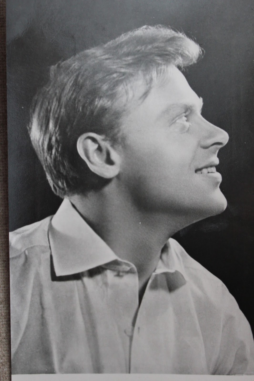 Жизнь горожанки в деревне: (-3) Чтобы помнили Виталий Коняев