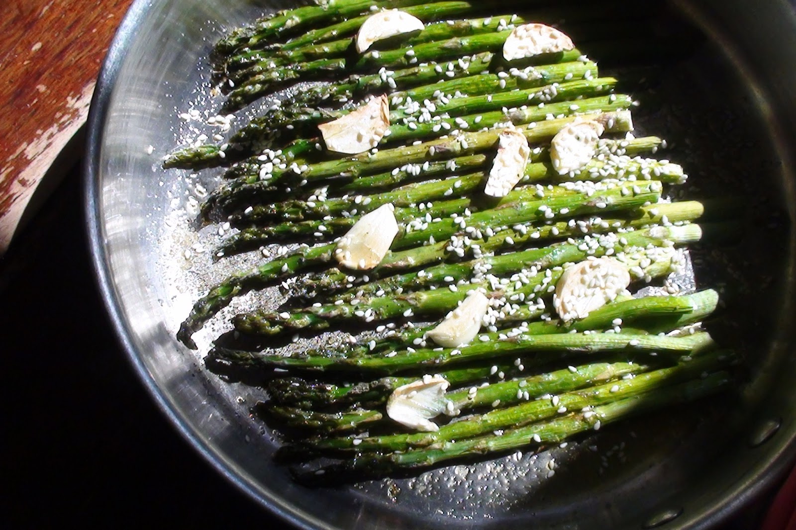 zsuzsa is in the kitchen ROASTED ASPARAGUS