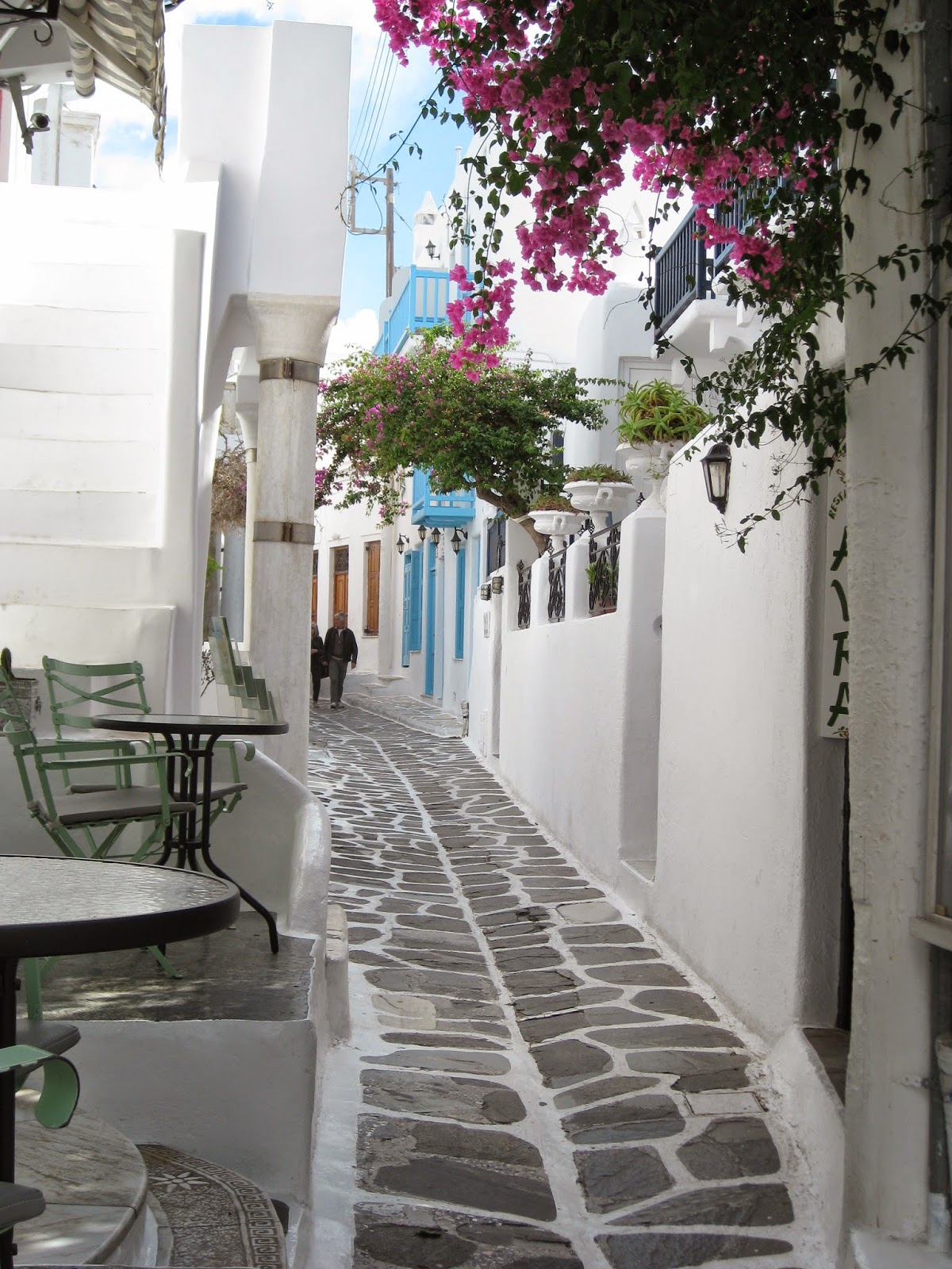 Mykonos - Beautifully maintained buildings