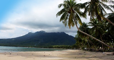 Jangan Sampai Diklaim Lagi! Nikmati Keindahan Tersembunyi Pulau Ujung Utara Indonesia, Natuna Jangan Sampai Diklaim Lagi! Nikmati Keindahan Tersembunyi Pulau Ujung Utara Indonesia, Natuna