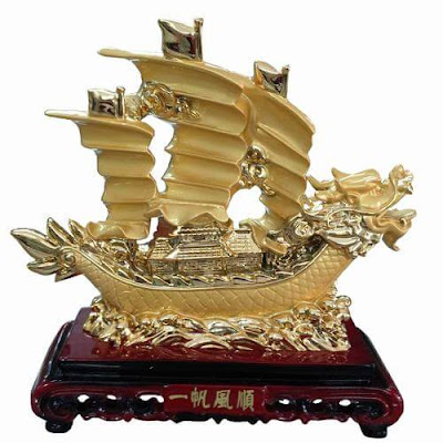 Phong Thủy Văn Phòng: Chưng Vật GÌ Thì Hợp?