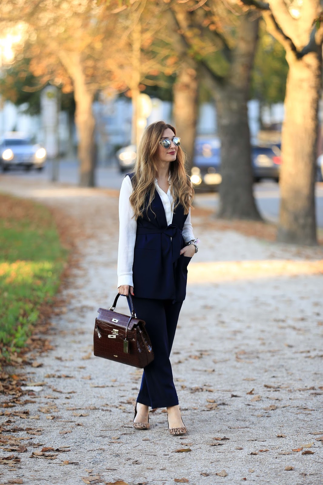 Dior Sonnenbrille-Blogger mit Dior sonnenbrille-casual Chic Look-Blogger-Fashionblogger-Streetsylelook-Streetstyleblogger-Fashionstylebyjohanna-Olivia Palermo Style -Business look- Casual Look- Chic 
