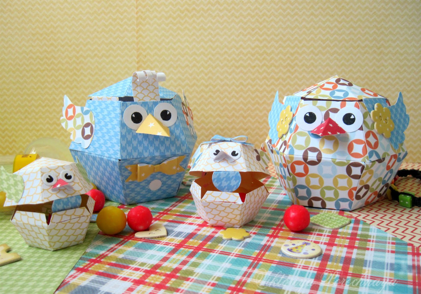 Игрушки из бумаги. Подарочные коробки с птичками. Птичка-коробочка из бумаги. Птичка в коробочке. Птички коробочки.