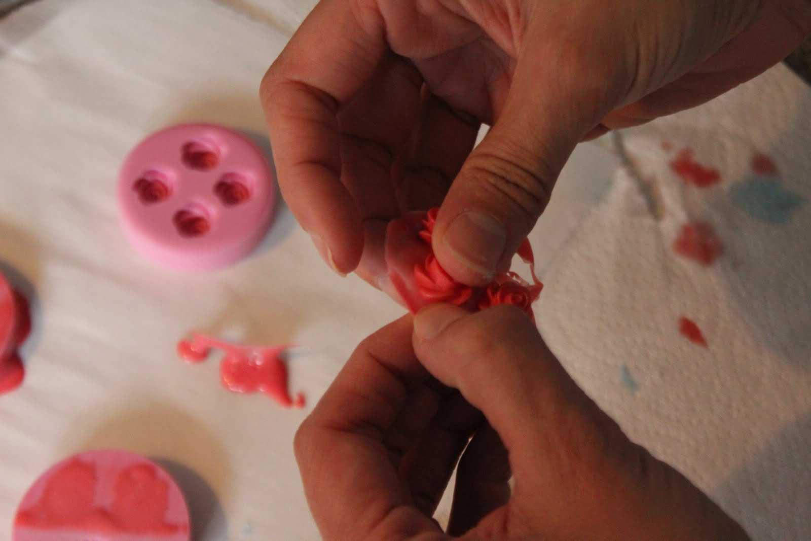 RisC Handmade Resin Flower Tutorial