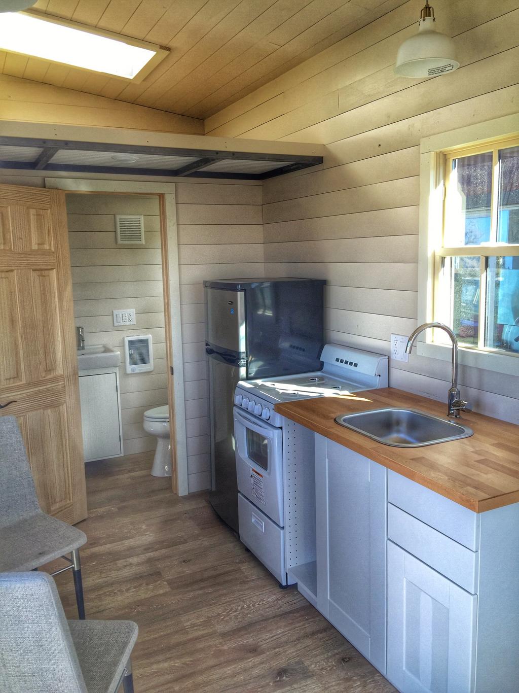 Montrose Tiny House (178 Sq Ft) [ TINY HOUSE TOWN ]