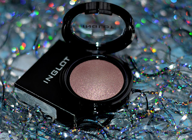 Inglot GLOW OUT Intense sparkles   face eyes body highlighter   # 12