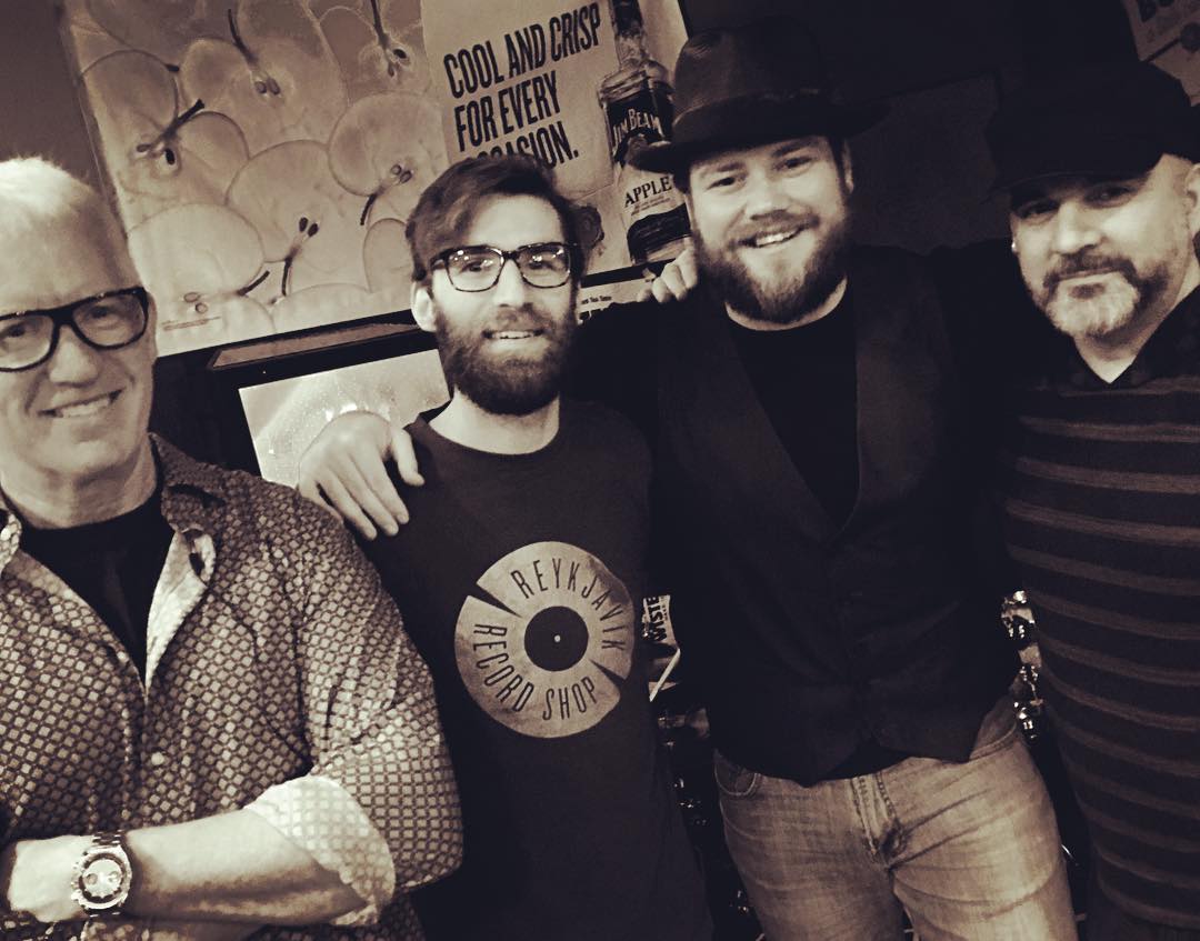 2 or 3 lines (and so much more) Buffalo 40 "Troublin' On My Mind" (2018)