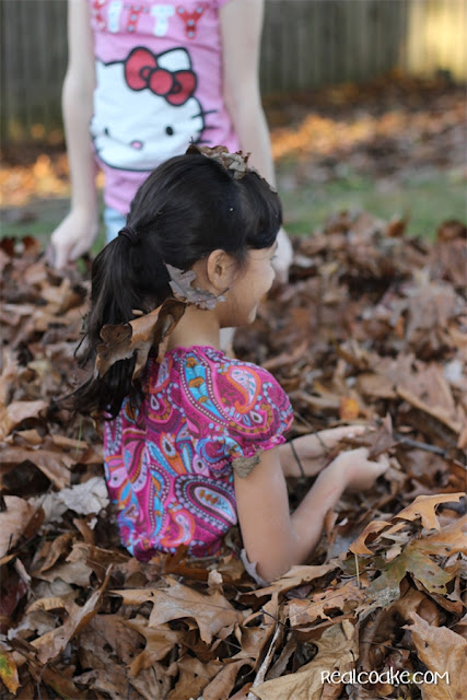 Fantastic fall #FamilyFun idea. Host a fun Leaves & S'mores party. Tips and ideas from #RealCoake.