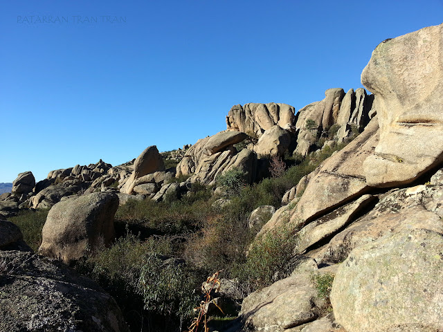 El Yelmo con niños. La Pedriza. Parque Nacional de Guadarrama.