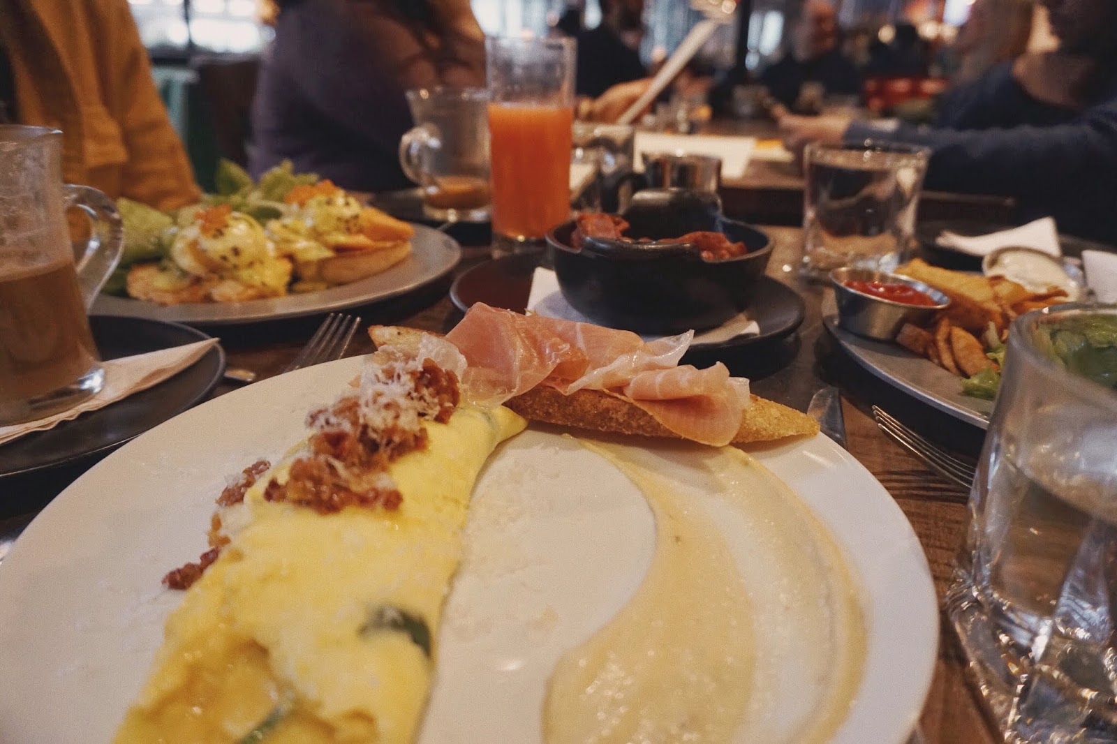 The Best Brunch Spots in Toronto / Oh Six Eleven