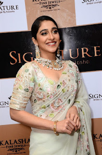 Actress Regina Cassandra Stills At Kalasha Jewels Signature Bridal Lounge Launch Actress Regina Cassandra Stills At Kalasha Jewels Signature Bridal Lounge Launch