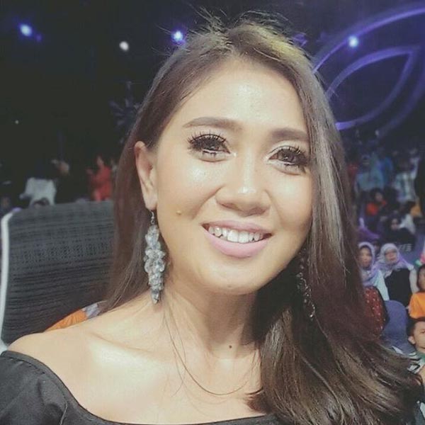 Lagu Dangdut Erie Susan Mp3 Download