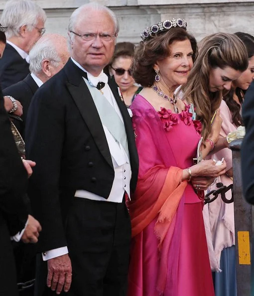 Queen Silvia, Crown Princess Victoria at wedding of Astrid Bernadotte. Princess Victoria wore Jenny Packham dress. Princess Sofia's pre-wedding dinner. Tod's flats ballerinas. Diamond Tiara