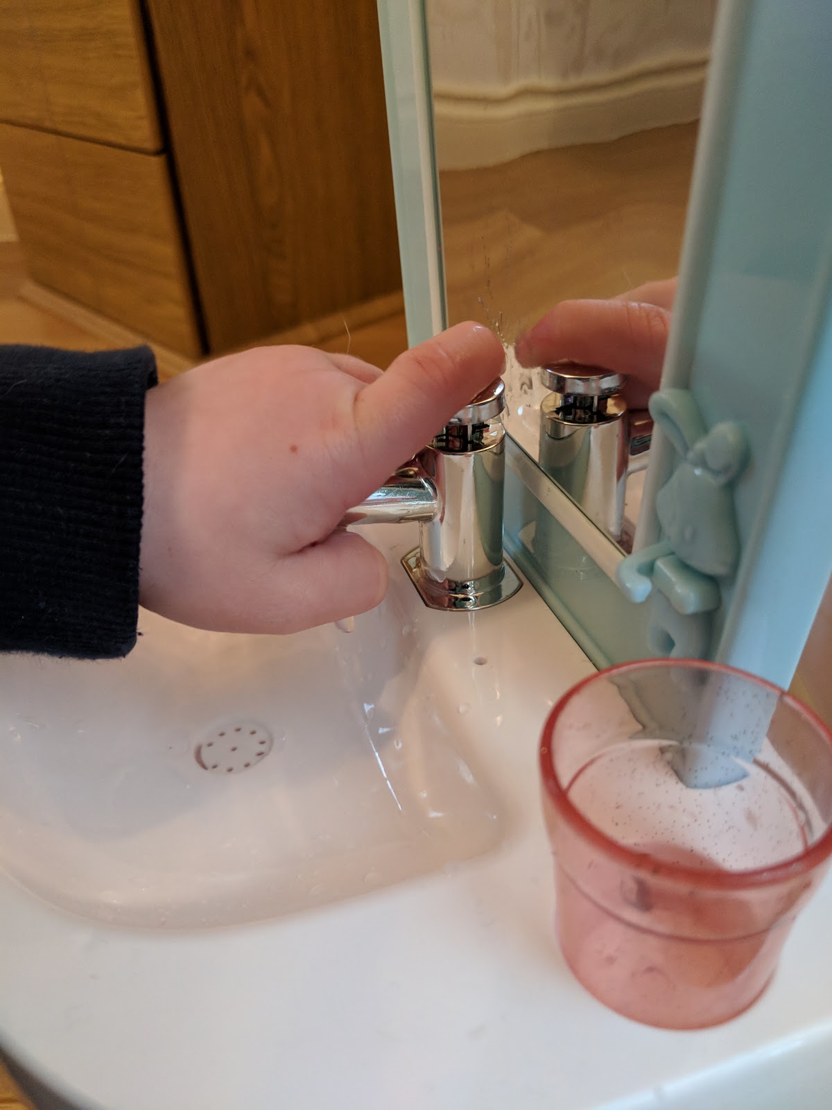 Review BABY born Wash Basin Water Fun This day I love.......