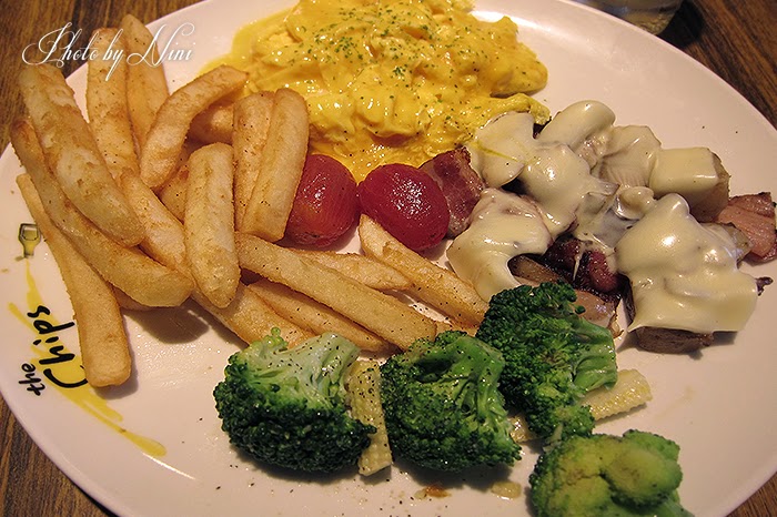 【台北東區】The Chips美式餐廳。漢堡早午餐週末輕鬆吃