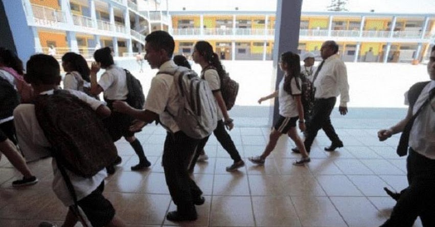 AÑO ESCOLAR 2019: Himno Nacional de Venezuela se cantó el primer día de clases en colegio de San Martín de Porres AÑO ESCOLAR 2019: Himno Nacional de Venezuela se cantó el primer día de clases en colegio de San Martín de Porres