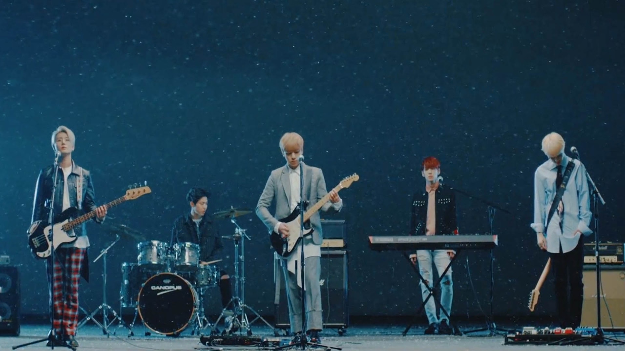 Day6 beautiful. Группа ди пепел. Day6 beautiful. Day6 wallpaper. Day6 beautiful.