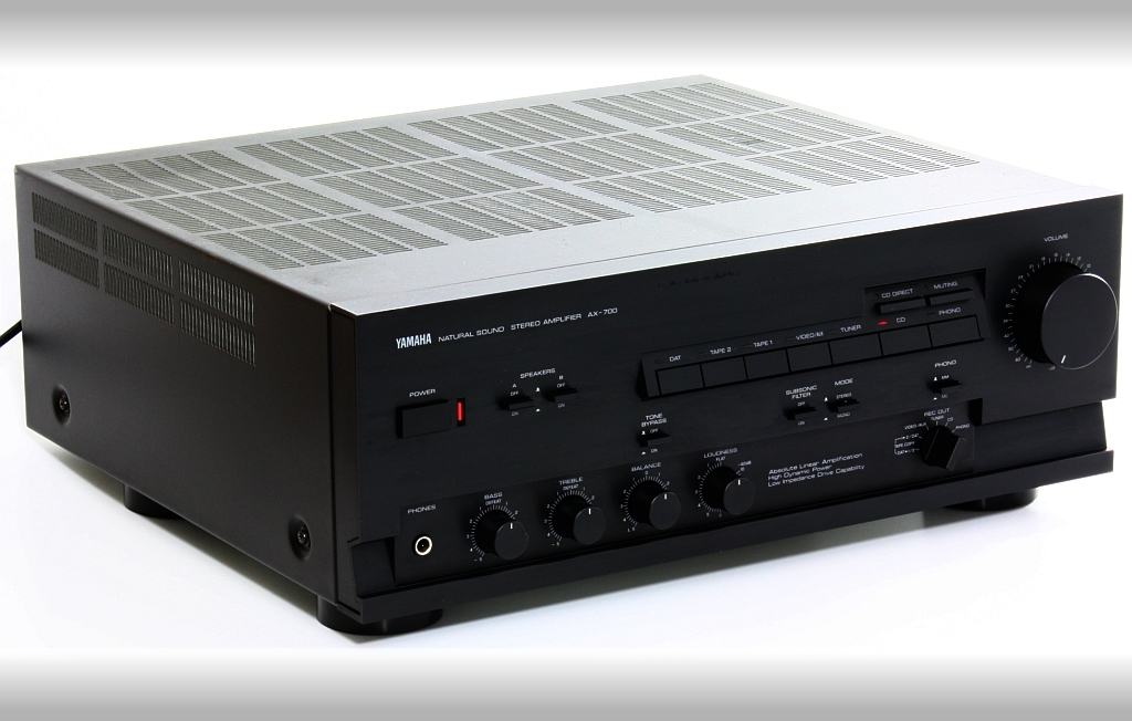 YAMAHA A 700 Integrated Amplifier AudioBaza yamaha-a-700-integrated-amplifier-audiobaza