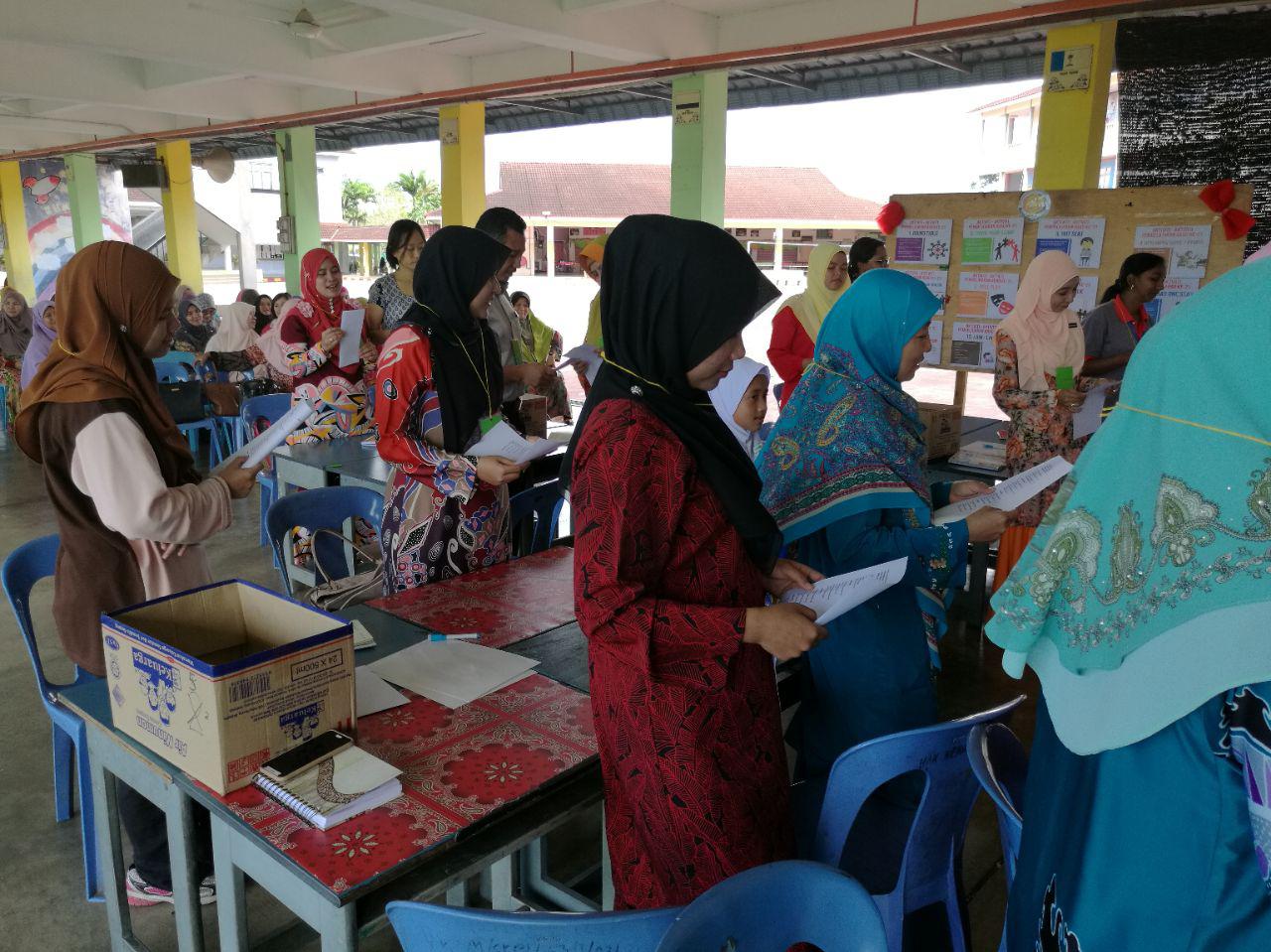 metodologi sejarah helius sjamsuddin pdf metodologi sejarah helius sjamsuddin pdf