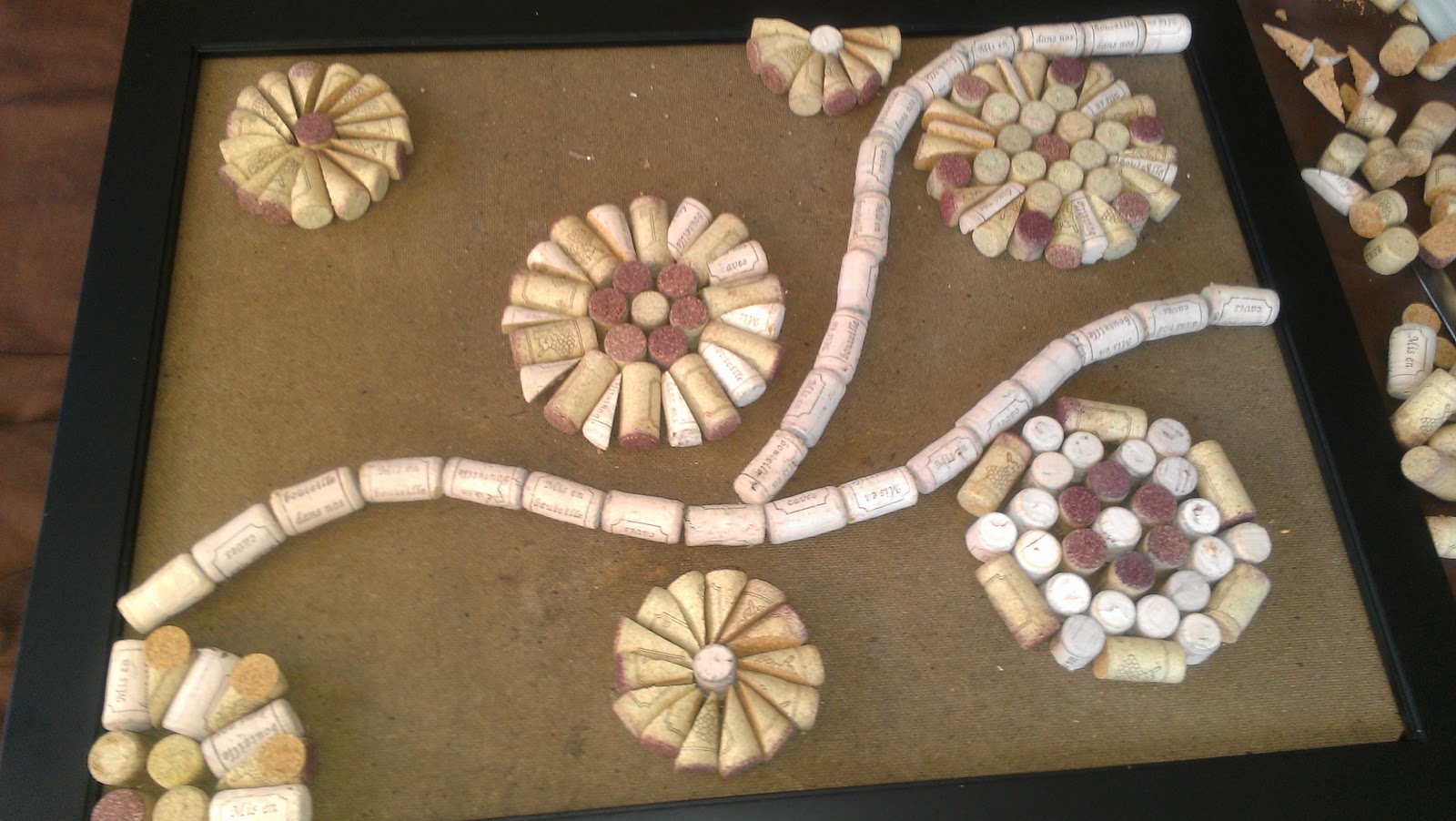 rainysunraynails Howto Cork Board. (unrelated nail art)