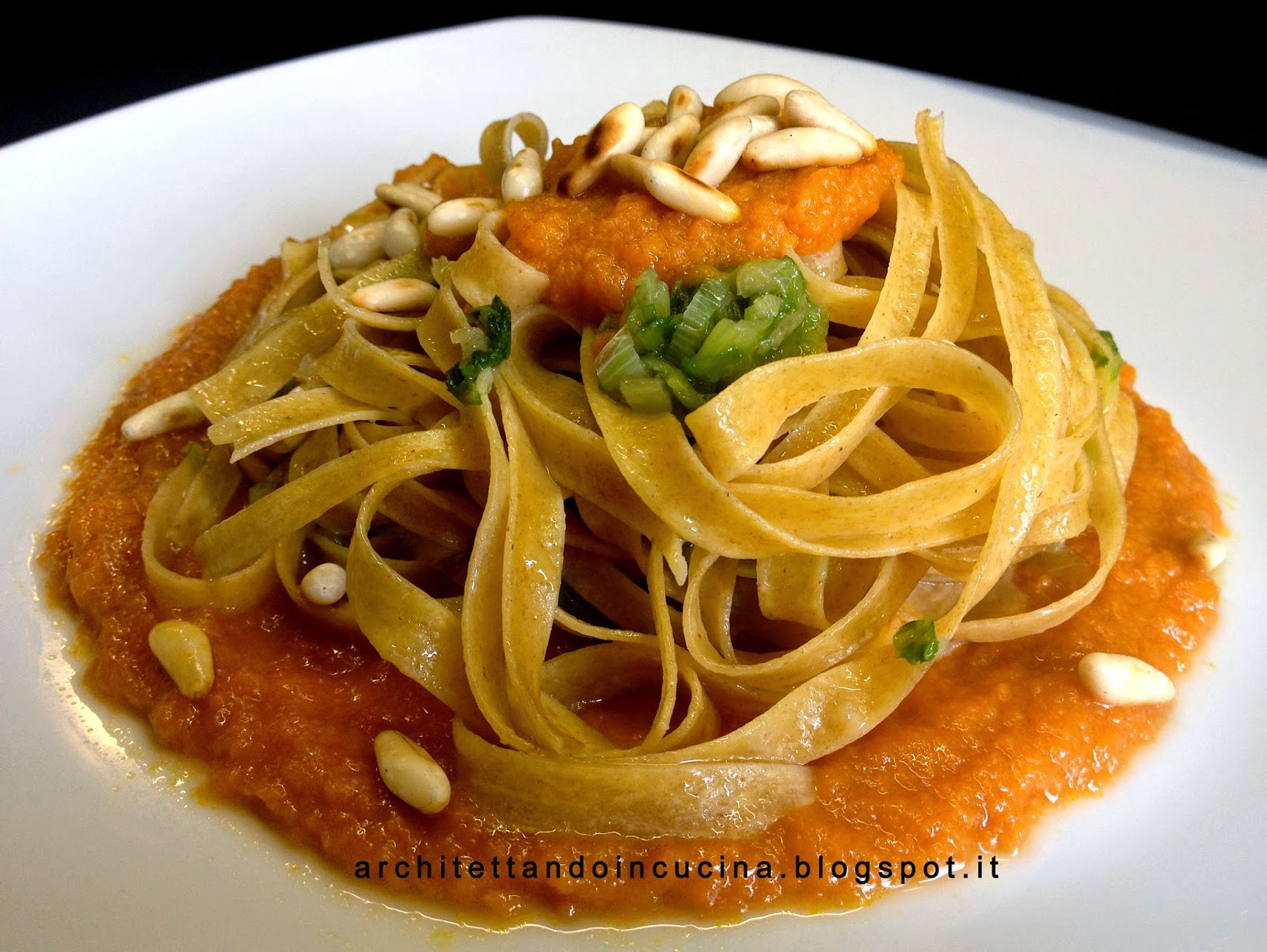 fettuccine alle castagne con scarola, crema di zucca e pinoli croccanti 