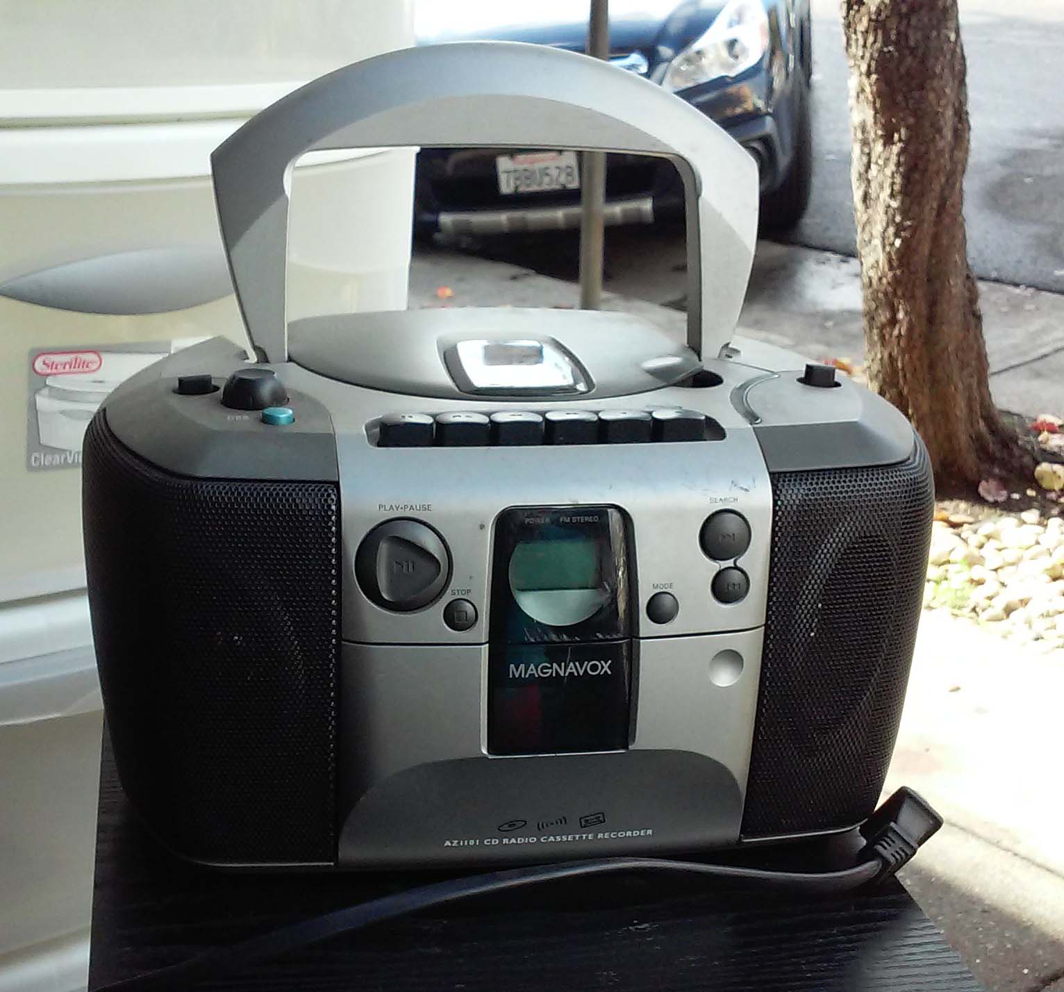 UHURU FURNITURE & COLLECTIBLES: SOLD Petite Magnavox Boombox - $25