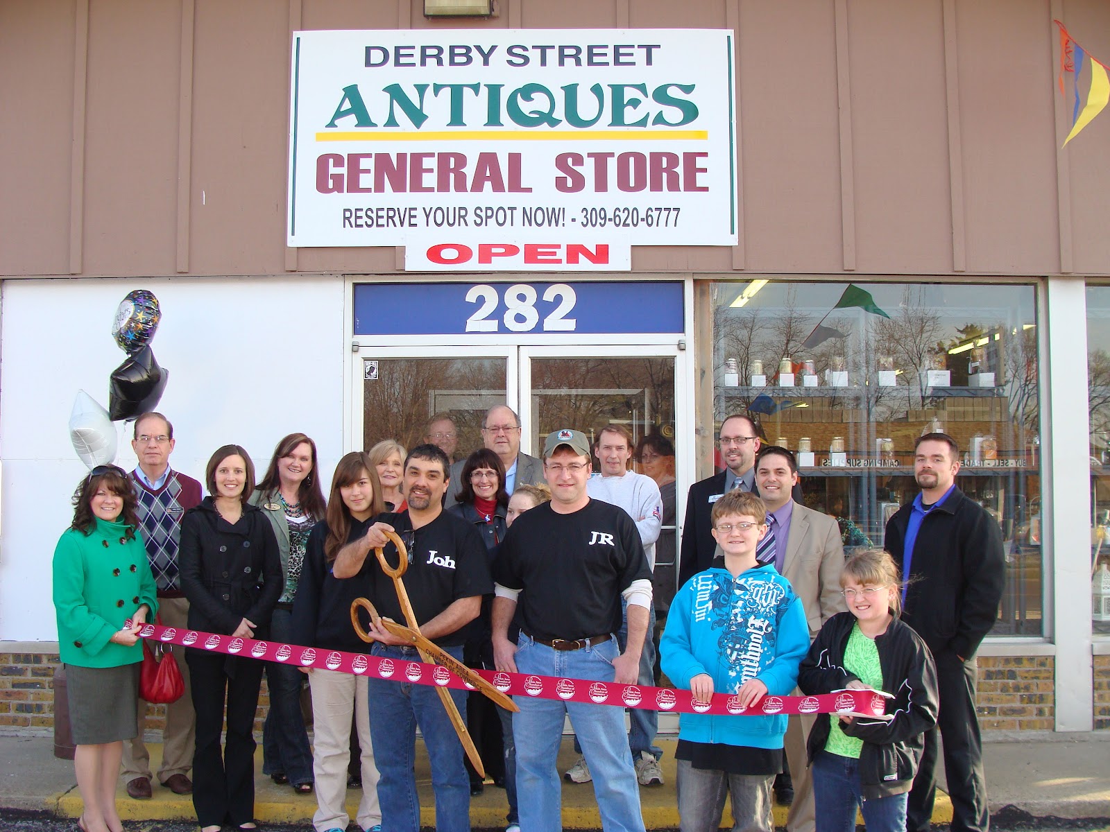 Derby Street Antiques Opens
