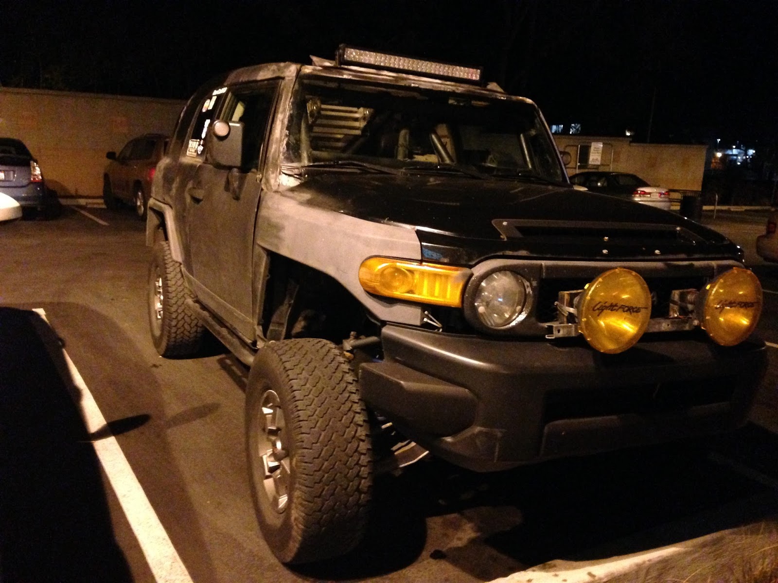 Spotted - Toyota FJ Cruiser... lifted!