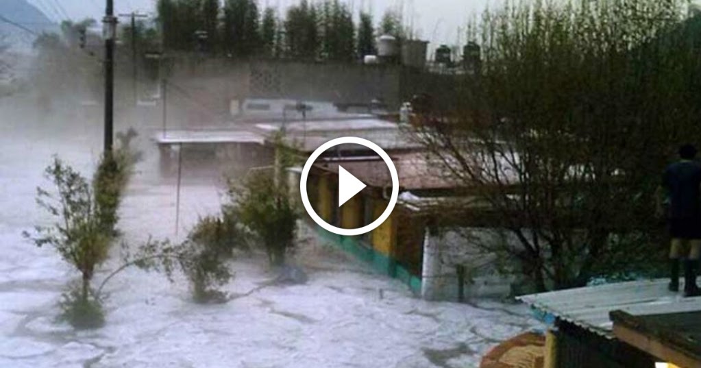 TERRA REAL TIME MESSICO alluvione lampo! Strade inondate dalle acque