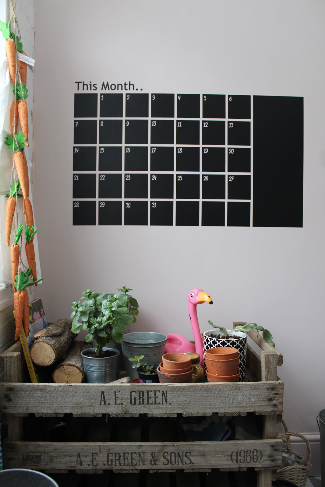 Chalkboard Calendar wall sticker