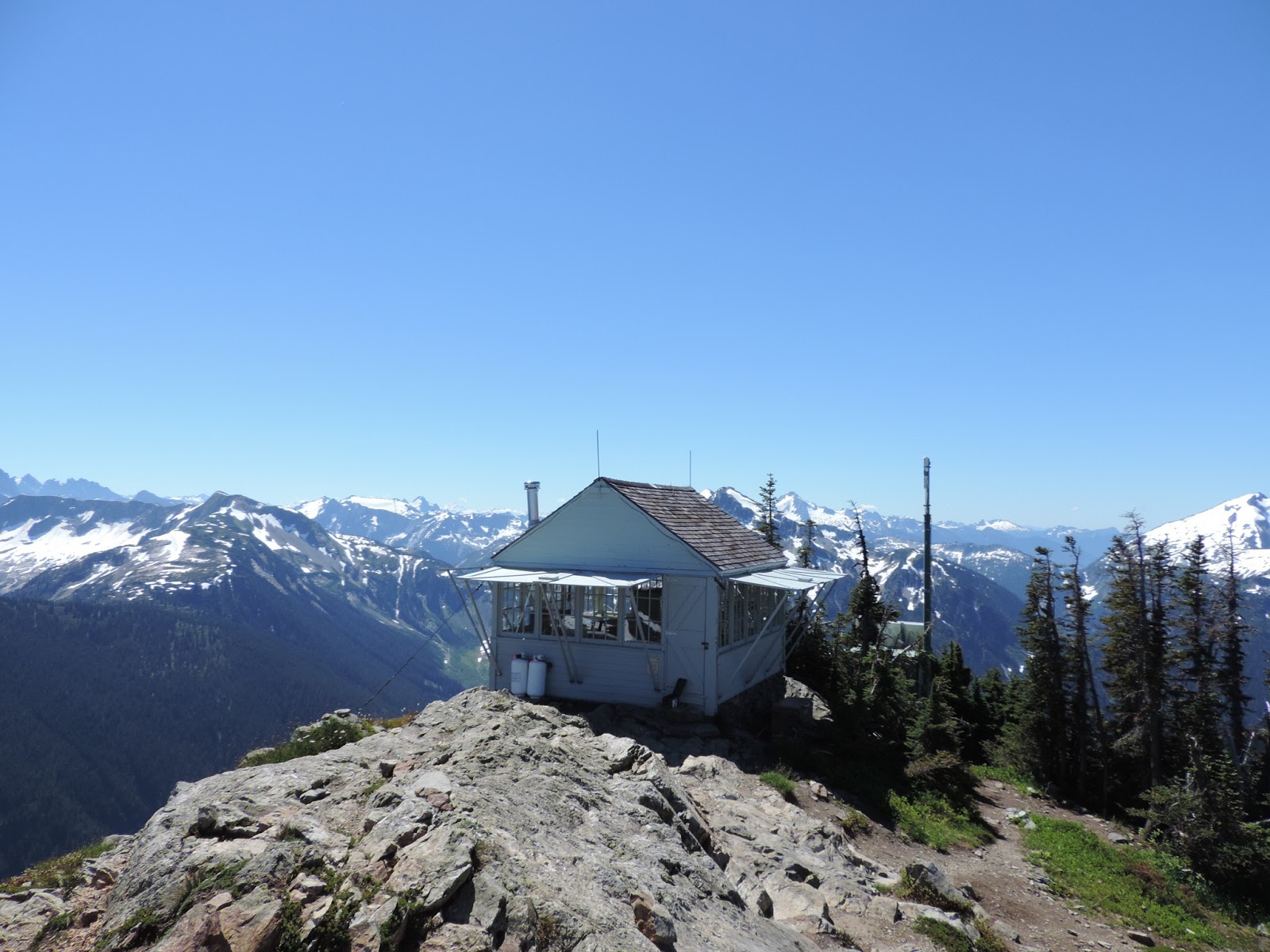 Doris the Explorist Backpacking Copper Ridge to Egg Lake & Copper Mtn