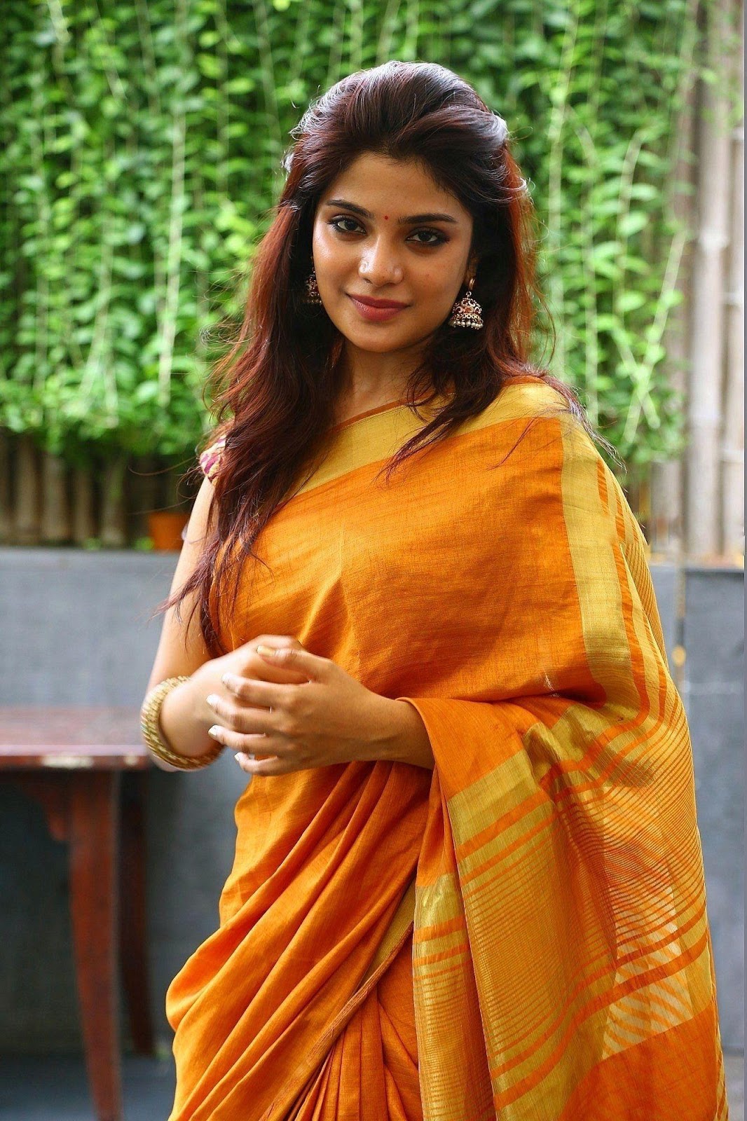 Actress Aathmika Aka Latest Photo Stills Latest Indian Hollywood Movies Updates Branding Online And Actress Gallery Instagram profile picture in original quality! actress aathmika aka latest photo