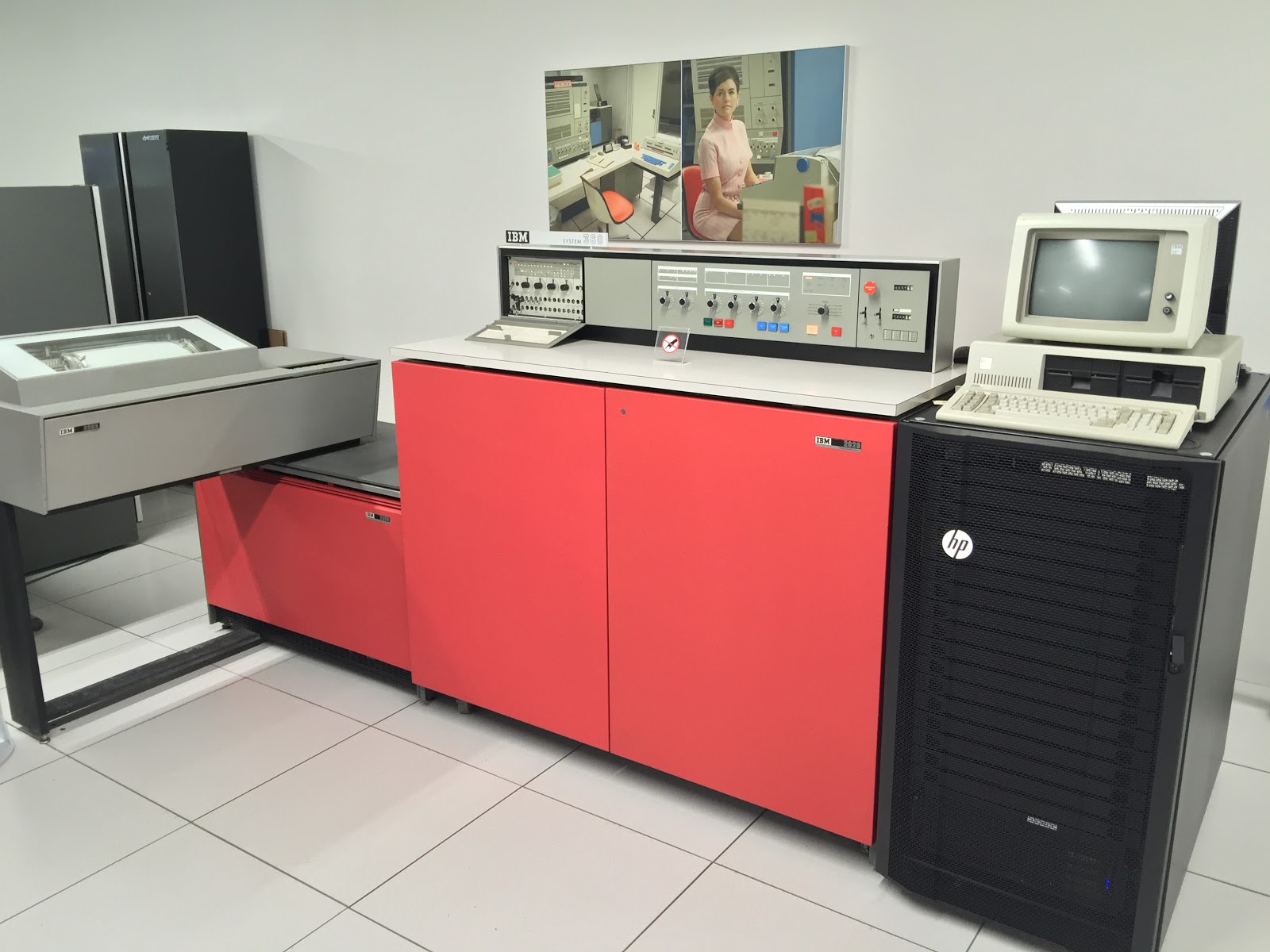 Aerohaveno Seattle's Living Computer Museum