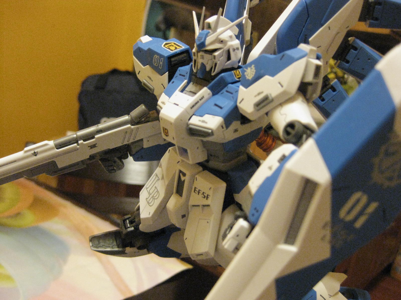 Gunpla Love: Amuro's Final Suit: MG RX 93-V2 Hi-V Gundam