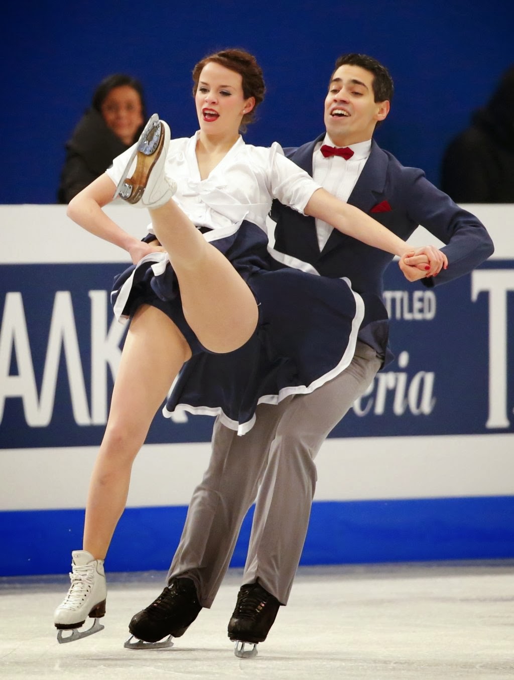 Anna Cappellini og Luca Lanotte (ITA) udfører deres korte dans ved EM 2014