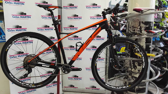 Bicicleta Conor Monoplato 2025