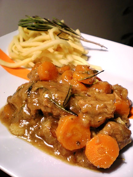 DANS L'ASSIETTE DES AUTRES Carbonade flamande à ma façon (FR)