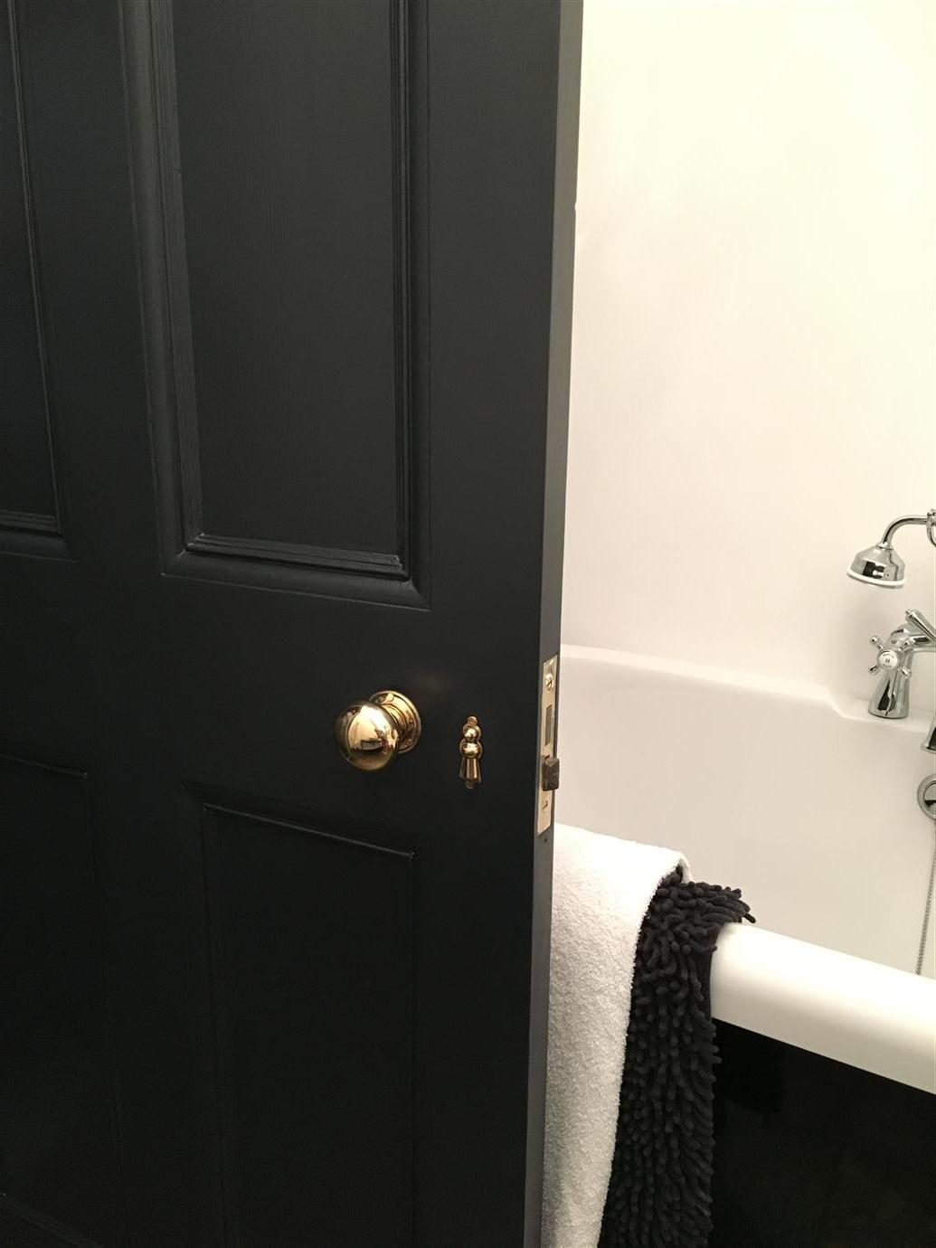 Farrow And Ball Off Black TGJ19 AGBC Farrow And Ball Off Black TGJ19 AGBC