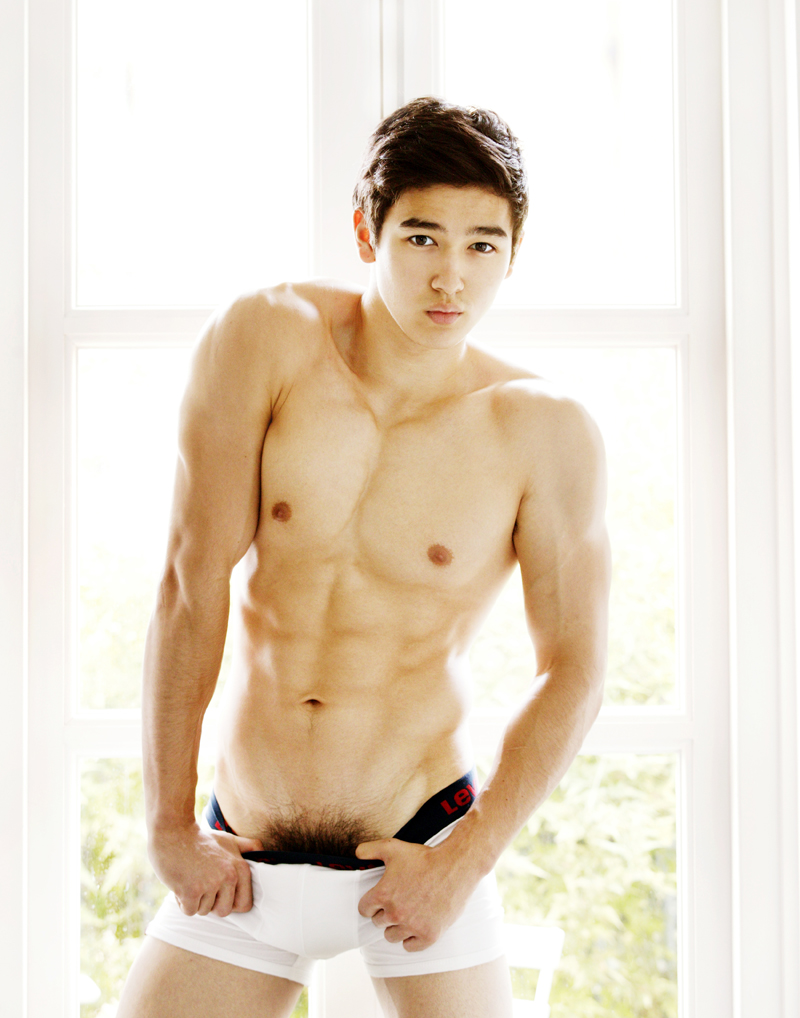 Korean male nude fake — pic 5