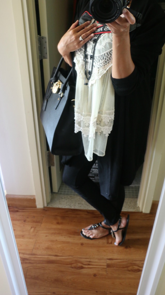  http://sweethaute.blogspot.com/2015/04/cream-and-black-link-up-fashion-friday.html