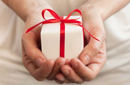 Cara memuntuk kado ulang tahun handmade, Cara memuntuk kado ulang tahun unik, Hadiah unik utk ulang tahun ibu, Kado sederhana untuk ulang tahun istri, Kado unik utk kekasih perempuan, Ide kado ultah yg unik, Kado ulang tahun buat cewek aries, Kado ultah unik buatan sendiri buat pria, Kado ulang tahun untuk perempuan tomboy, Kado ulang tahun buat kekasih pria yang murahborder=