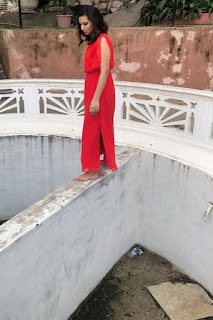Actress Isha Chawla Lovely Stills Actress Isha Chawla Lovely Stills